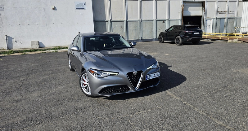 Alfa Romeo Giulia cena 99000 przebieg: 75500, rok produkcji 2018 z Polkowice małe 79